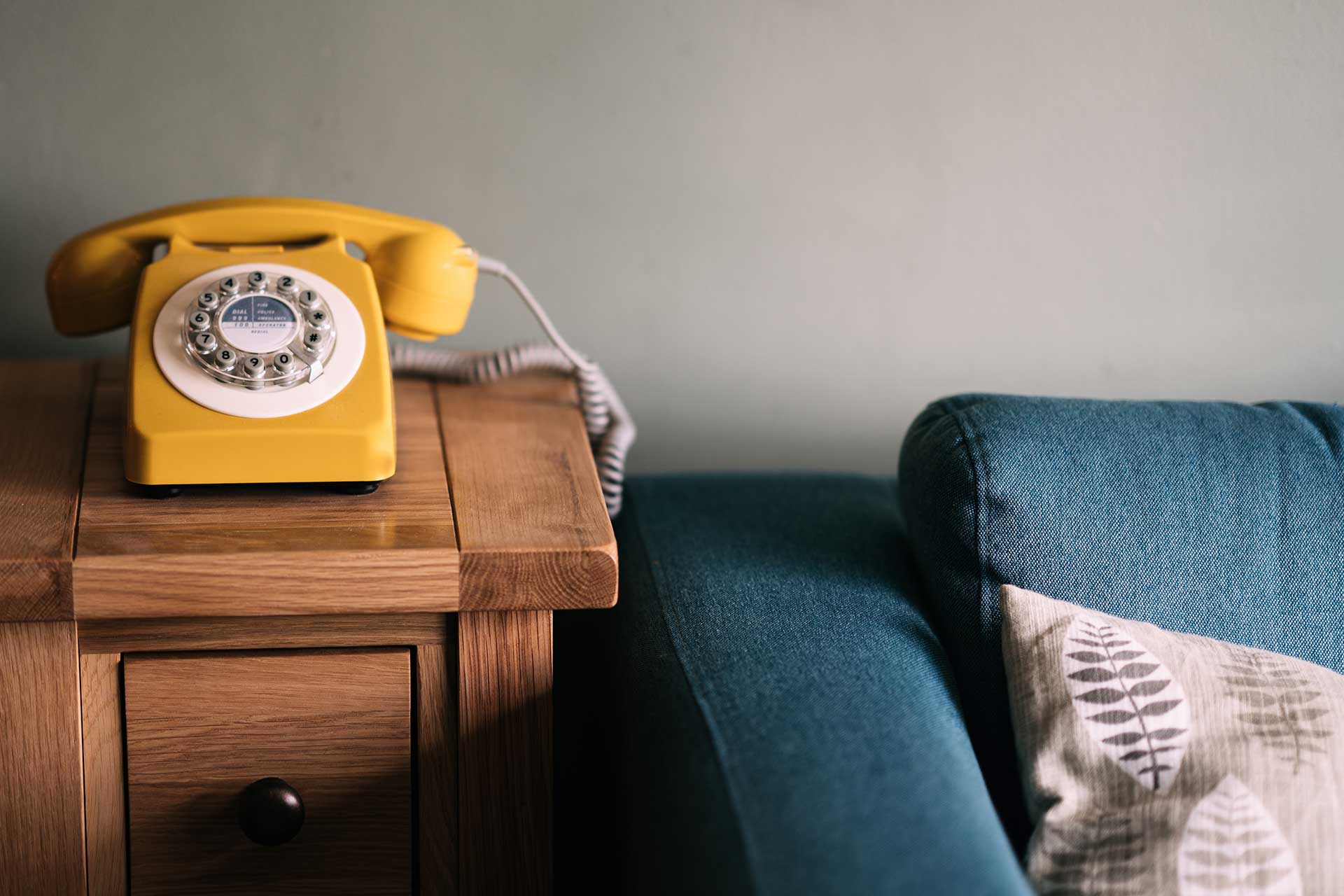 Hof Uitvaartzorg telefoonnummer.